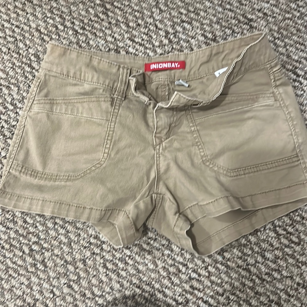 Unionbay khaki shorts